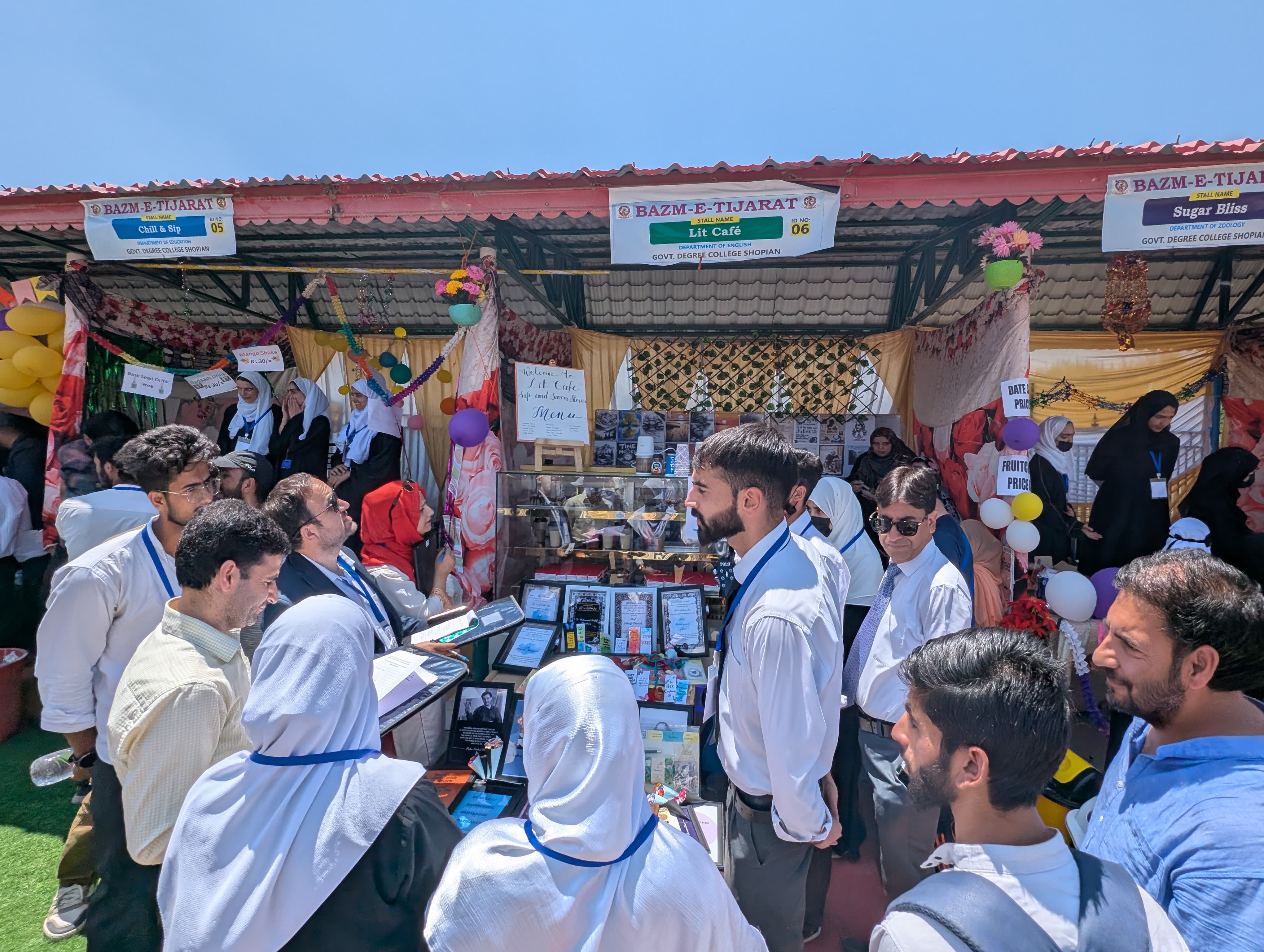 Bazm-e -Tijarat : The Business Fest (The Grand Bazaar of Ideas & Competition) - Image 1