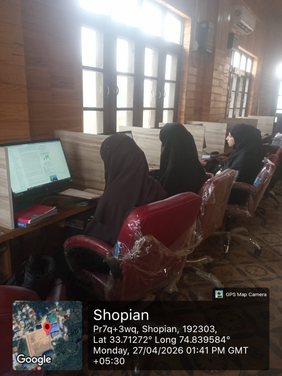Visit to browsing center - Image 1
