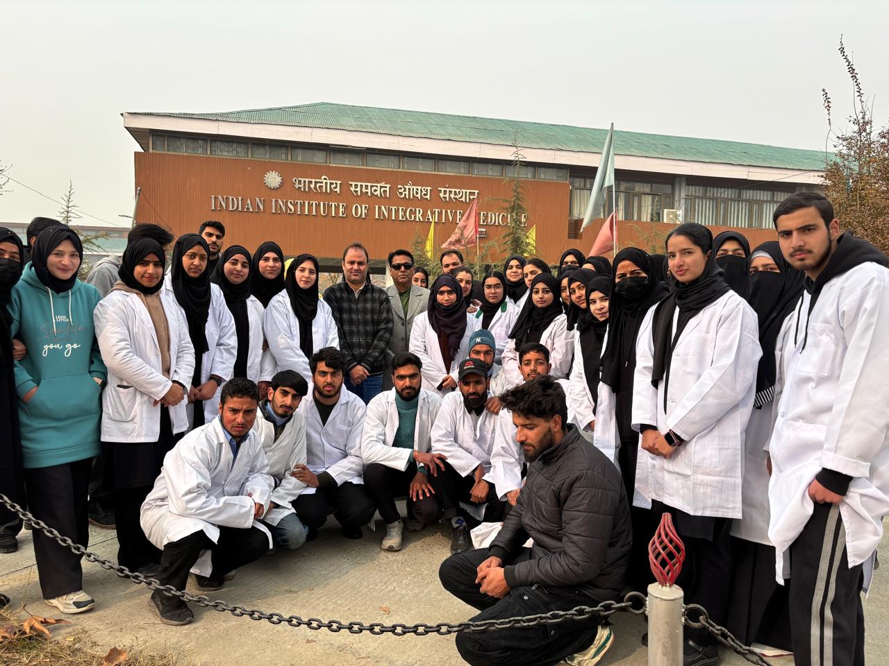 Science tour to CSIR IIIM Srinagar - Image 2