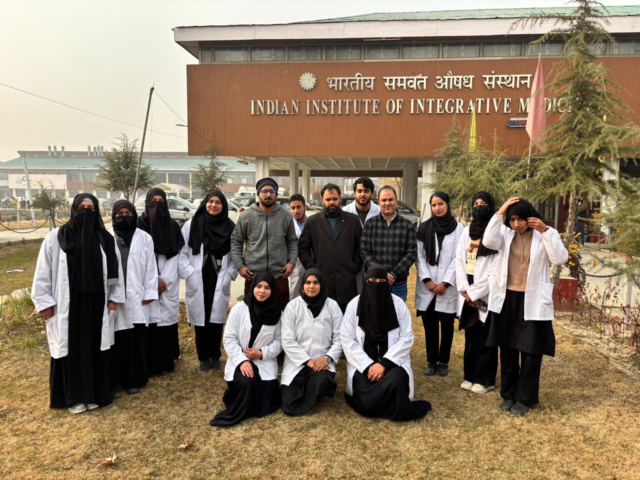 Science tour to CSIR IIIM Srinagar